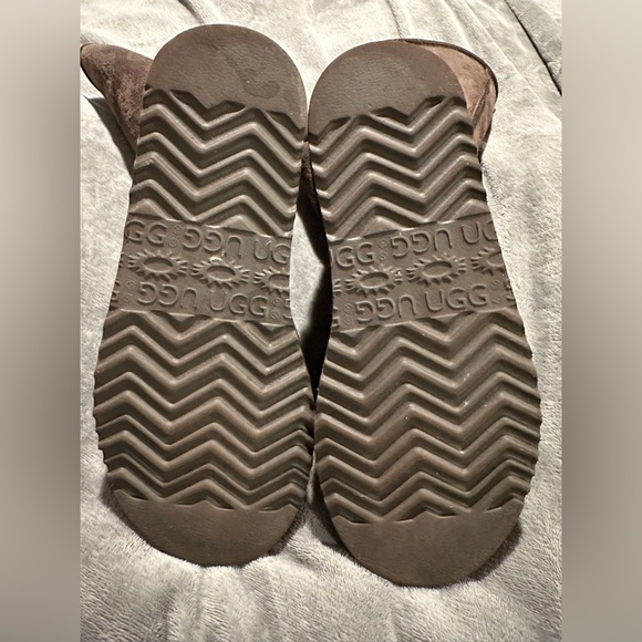 Women's Shoes UGG CLASSIC TALL II Sheepskin Boots, Brown 9 - Picture 6 of 8